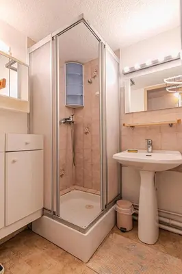 Plan de l'établissement Résidence Genevray - Bel appartement avec vue sur les montagnes MAE-1043