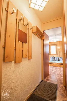Cuisine ou kitchenette dans l'établissement Résidence Fleurs - Proche des pistes avec belle vue sur les montagnes MAE-1063