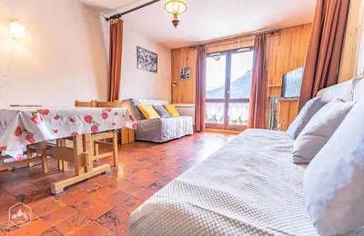 Un ou plusieurs lits dans un hébergement de l'établissement Résidence Setives - Studio lumineux et confortable avec vue sur les montagnes MAE-1153