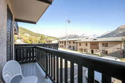 Vue générale sur la montagne ou vue sur la montagne depuis l'appartement