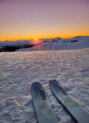 Lever ou coucher de soleil vu de la maison de vacances ou à proximité