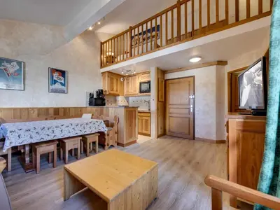 Cuisine ou kitchenette dans l'établissement Résidence Rond Point Des Pistes - Appartement confortable Ski aux pieds Balcon MAE-2923