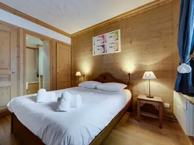 Un ou plusieurs lits dans un hébergement de l'établissement Résidence Aiglon - Appartement agréable Centre station MAE-3133