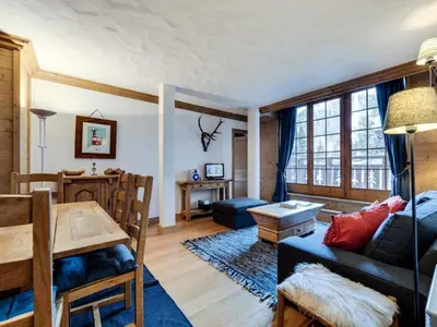 Coin salon dans l'établissement Résidence Aiglon - Appartement agréable Centre station MAE-3133