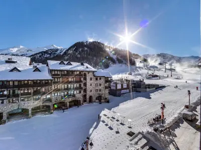 L'établissement Résidence Grand Cocor - Appartement entièrement rénové ski aux pieds Balcon MAE-3213 en hiver
