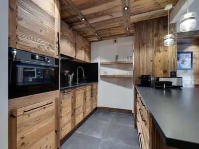 Cuisine ou kitchenette dans l'établissement Résidence Squaw Valley - Appartement entièrement rénové Au pieds des pistes MAE-3223