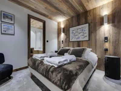 Un ou plusieurs lits dans un hébergement de l'établissement Résidence Coeur De Val - Appartement entièrement rénové Vieux Village MAE-3243