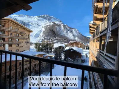 Vue générale sur la montagne ou vue sur la montagne depuis l'appartement
