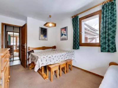 Un ou plusieurs lits dans un hébergement de l'établissement Résidence Rond Point Des Pistes - Appartement confortable Ski aux pieds Balcon MAE-3293