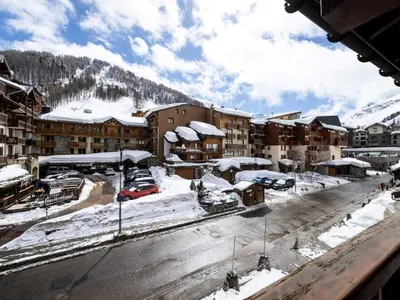 Vue générale sur la montagne ou vue sur la montagne depuis l'appartement
