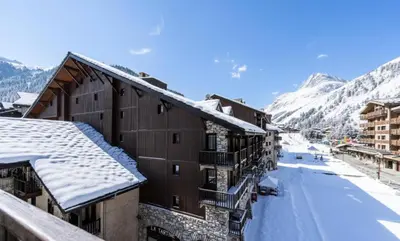 Vue générale sur la montagne ou vue sur la montagne depuis l'appartement