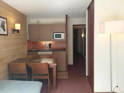 Plan de l'établissement Studio confortable, ski aux pieds, balcon sud, 4 personnes - FR-1-346-586
