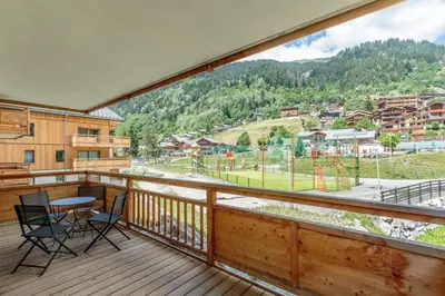 Vue générale sur la montagne ou vue sur la montagne depuis la maison de vacances