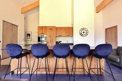 Cuisine ou kitchenette dans l'établissement Mio – Loft alpin lumineux avec vue montagne