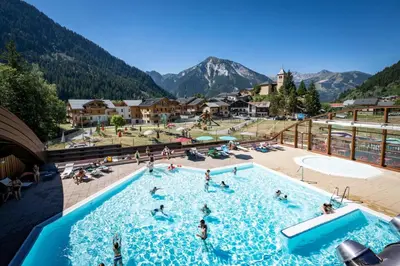 Vue générale sur la montagne ou vue sur la montagne depuis la maison de vacances