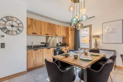 Cuisine ou kitchenette dans l'établissement Blanchets, Terrasse et confort 4 étoiles