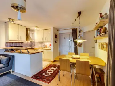 Cuisine ou kitchenette dans l'établissement Résidence Rond Point Des Pistes - Appartement confortable Ski aux pieds Balcon MAE-3173