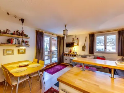 Coin salon dans l'établissement Résidence Rond Point Des Pistes - Appartement confortable Ski aux pieds Balcon MAE-3173