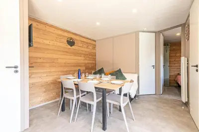 Plan de l'établissement Résidence Camping La Buidonniere - Chalet confortable et lumineux en pleine nature MAE-1033