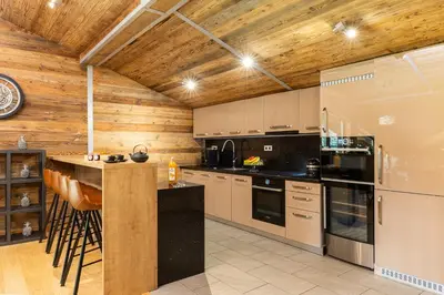Cuisine ou kitchenette dans l'établissement Black Diamond - Tango Charlie