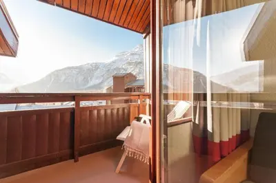Vue générale sur la montagne ou vue sur la montagne depuis l'appartement