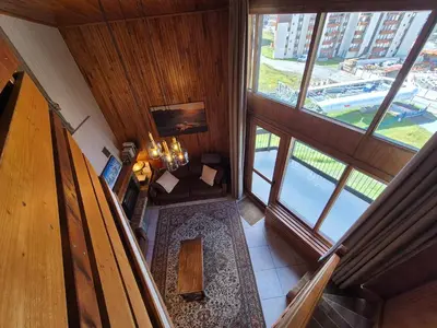 Télévision ou salle de divertissement dans l'établissement Superbe appartement 8 personnes - Skis aux pieds