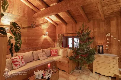Coin salon dans l'établissement Lodenou apprt 4-6 people Aussois