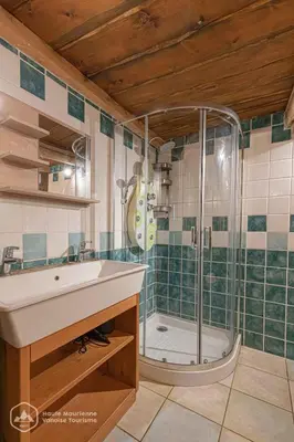 Salle de bains dans l'établissement Lodenou apprt 4-6 people Aussois