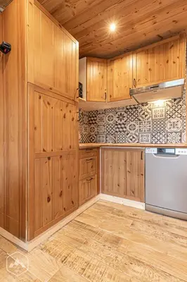 Cuisine ou kitchenette dans l'établissement Cozy Studio 2-4 people Aussois - L'Eterlou