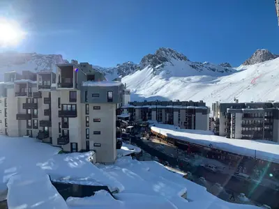 Vue générale sur la montagne ou vue sur la montagne depuis l'appartement