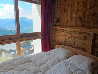 Un ou plusieurs lits dans un hébergement de l'établissement Paradiski pied des pistes plan peisey