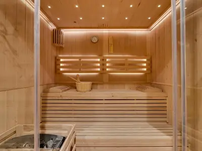 Plan de l'établissement Chalet rénové pour 10 pers. avec sauna à Tignes, Chartreux - FR-1-641-121