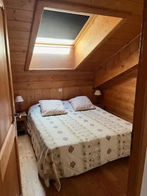Un ou plusieurs lits dans un hébergement de l'établissement Les Alpages de Champagny - Appartement chaleureux avec vue