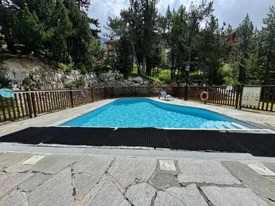 Piscine de l'établissement Bright 3 Bed Apartment - Arc 1950 - Auberge Jerome ou située à proximité