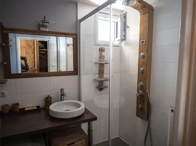 Salle de bains dans l'établissement Beau T2 6 pers Tignes Val Claret le Pramecou