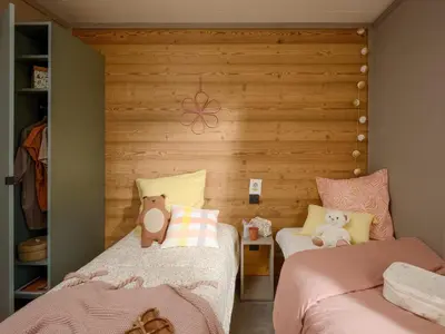 Un ou plusieurs lits dans un hébergement de l'établissement Chalet confortable 6 personnes en nature - FR-1-840-53