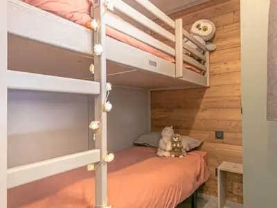 Un ou plusieurs lits dans un hébergement de l'établissement Chalet lumineux avec vue, 6 pers, à Aussois - FR-1-840-54