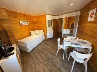 Un ou plusieurs lits dans un hébergement de l'établissement Studio cabine balcon vue montagne pieds des pistes