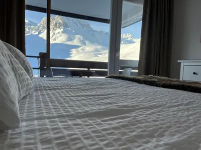 Un ou plusieurs lits dans un hébergement de l'établissement Fully Renovated 55m2 Apartment in Val Claret
