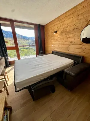 Un ou plusieurs lits dans un hébergement de l'établissement Douceur Alpine - Ménage inclus - Arc 2000 - Ski IN OUT - Conciergerie du Varet