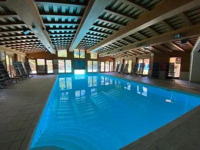 Piscine de l'établissement Cozy 1 Bedroom - Arc 1950 - Hameau du Glacier ou située à proximité