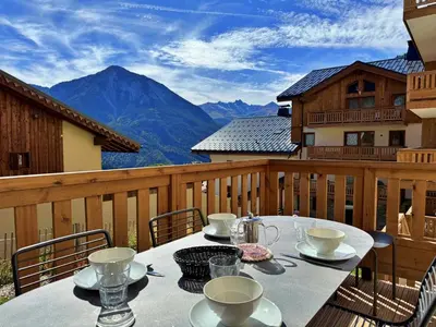 Vue générale sur la montagne ou vue sur la montagne depuis la maison de vacances