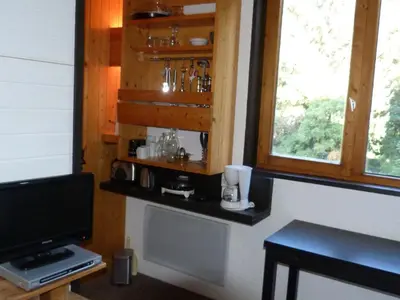 Cuisine ou kitchenette dans l'établissement Studio cosy à Arc 1800 pour 2 personnes - FR-1-411-999