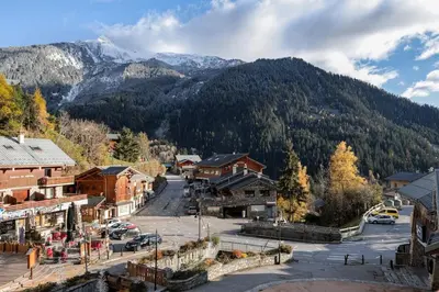 Vue générale sur la montagne ou vue sur la montagne depuis l'appartement