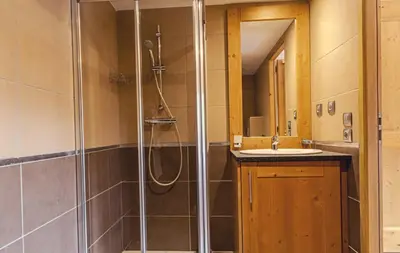 Salle de bains dans l'établissement Rochette Appartement 4 à 6 personnes au pied des pistes