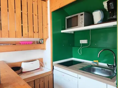 Cuisine ou kitchenette dans l'établissement Résidence Alliet - Duplex mezzanine 5/6 personnes au calme MAE-7283