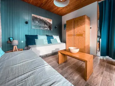 Un ou plusieurs lits dans un hébergement de l'établissement Résidence La Grande Casse - Spacieux studio de 30 m² avec vue directe sur les pistes du Lavachet. MAE-3973