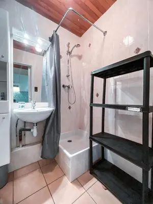 Salle de bains dans l'établissement Résidence La Grande Casse - Spacieux studio de 30 m² avec vue directe sur les pistes du Lavachet. MAE-3973