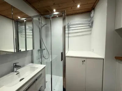 Salle de bains dans l'établissement Résidence Prariond B - Studio rénové·Pieds des pistes ·Balcon MAE-0303