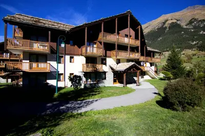 Vue générale sur la montagne ou vue sur la montagne depuis l'appartement